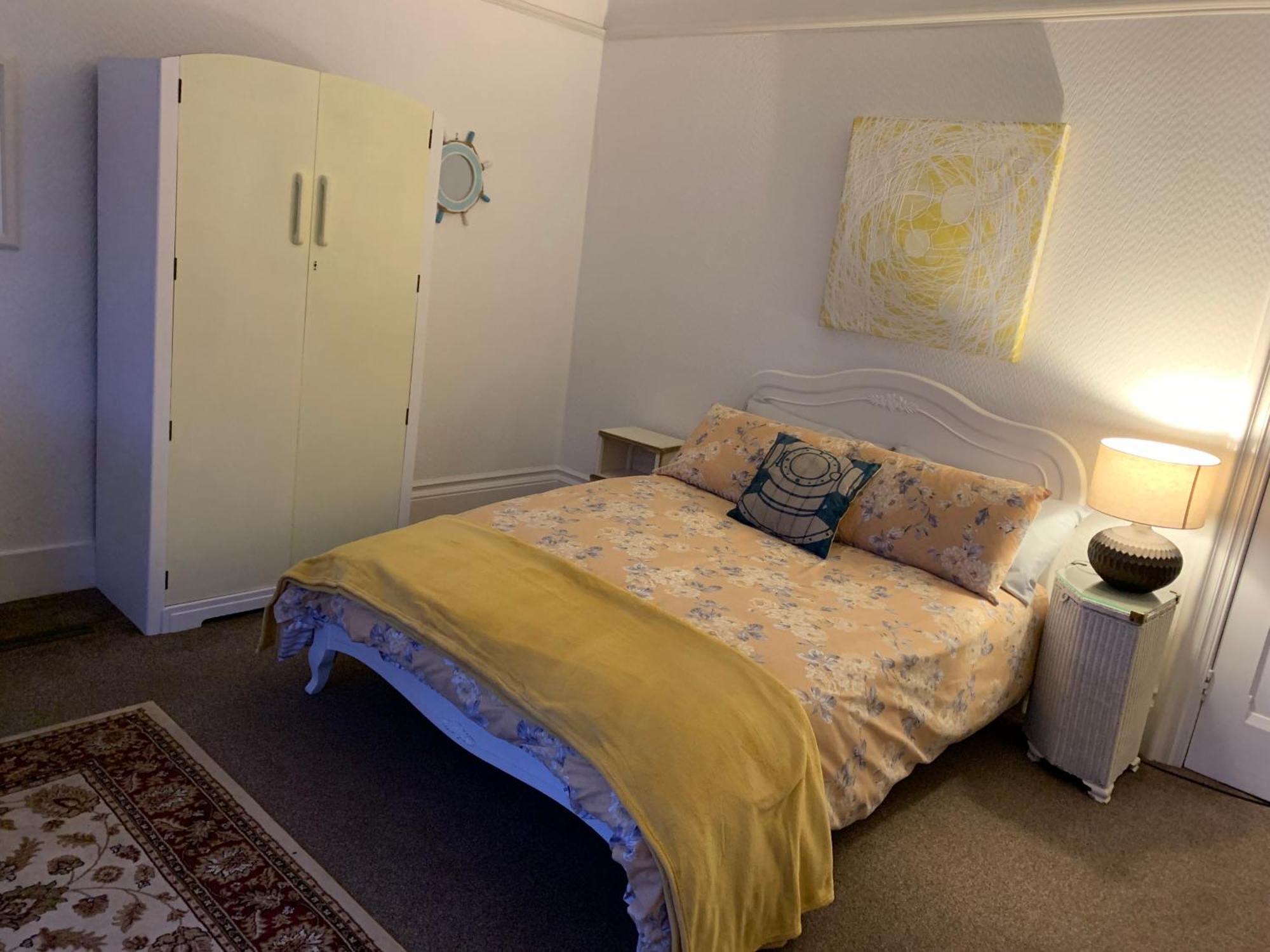 Spectacular Sea View Double, With Exclusive Bathroom & Use Of Patio And Bike Store Margate Exterior photo