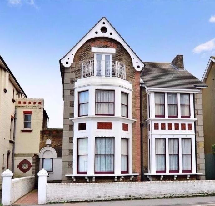Spectacular Sea View Double, With Exclusive Bathroom & Use Of Patio And Bike Store Margate Exterior photo